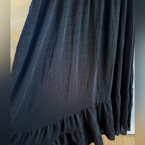 Fashion Brand Company Picnic Gown in Soft Linen Black - Picture 4 of 12